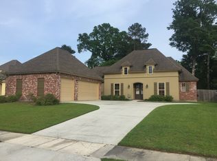 5839 Kellywood Oaks Dr, Baton Rouge, LA 70817