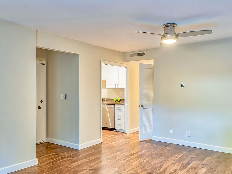 Greenpointe — Photo 16