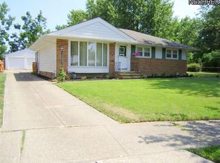 11189 Westborough Rd, Parma Heights, OH 44130