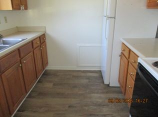 3720 12th Ave SW APT E5, Cedar Rapids, IA 52404