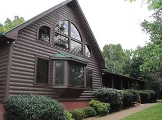 251 Barnes Rd, Cookeville, TN 38506