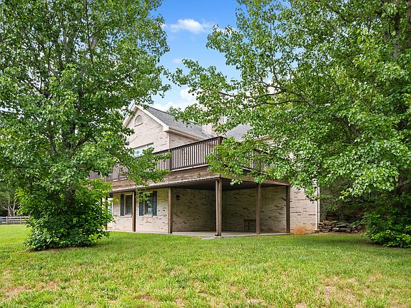 4th image of 494 Soapstone Hill Rd SE