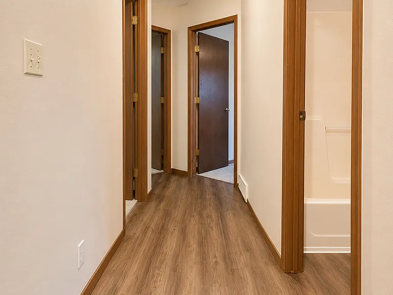 1102 Heeler Ave #B — Photo 10