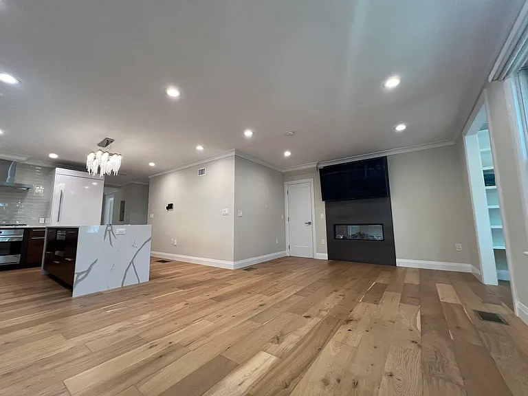 23 Winslow Rd #1 — Photo 5