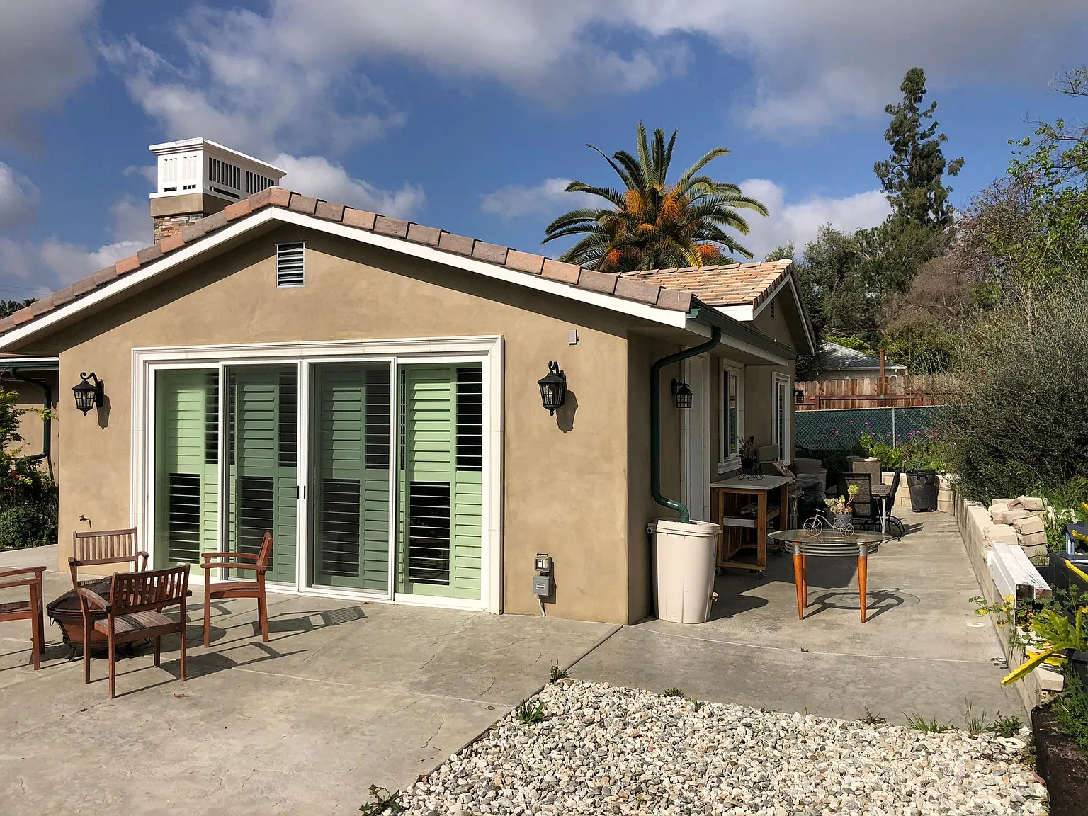 3 bed, 1500 sqft, $4,500 — Photo 3