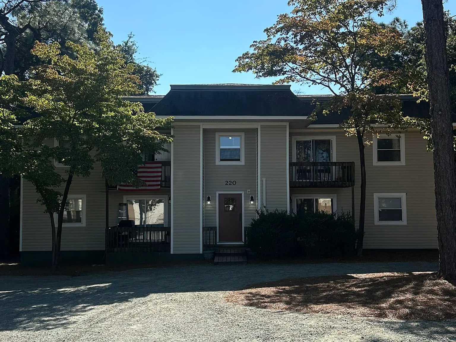 1 bed, 900 sqft, $1,200 — Photo 2