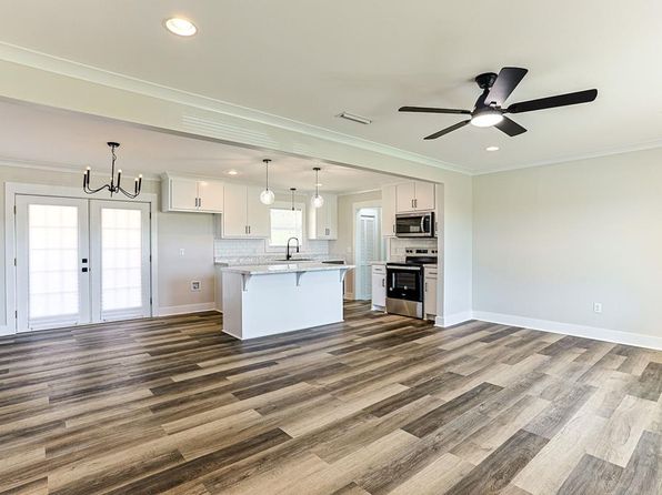 8604 S Rocky Creek Rd, Cottonwood, AL 36320