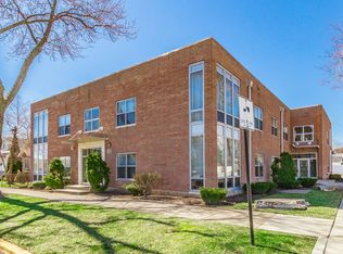 7237 W Addison St APT 2W, Chicago, IL 60634