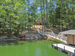 471 Currahee Point, Toccoa, GA 30577