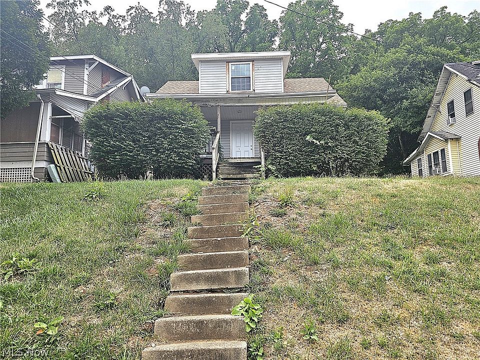 1st image of 3610 6th Ave