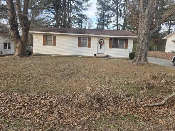 716 W Sypert St, Nashville, AR 71852