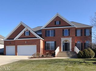 2105 Woodbine Rd, Bloomington, IL 61704