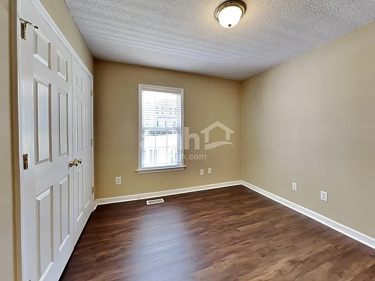 728 Kavkaz St — Photo 17