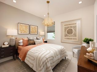 8985 Wisteria Way, Naples, FL 34114