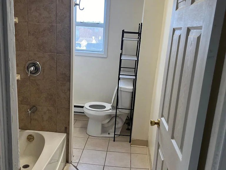 173 W Tilghman St #3 — Photo 11