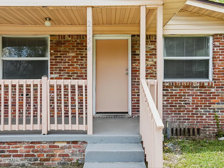 2154 Placeda St — Photo 4
