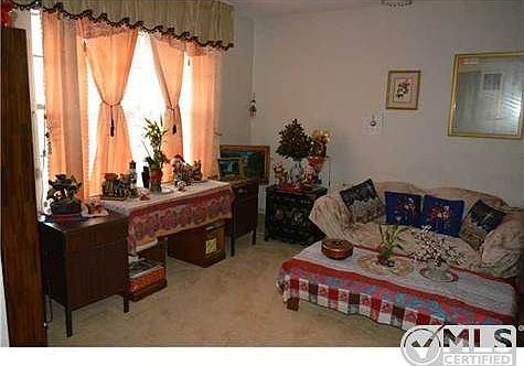 4th image of 3106 E Glen Dr
