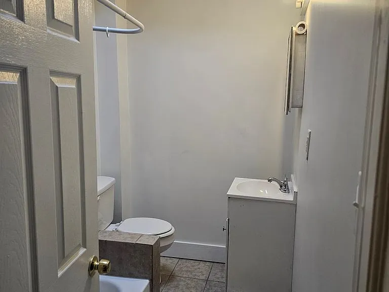 6524 Allman St — Photo 5