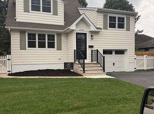 2220 Mahoney Dr, Point Pleasant Beach, NJ 08742
