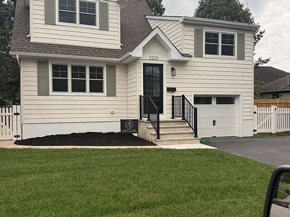 2220 Mahoney Dr, Point Pleasant Beach, NJ 08742