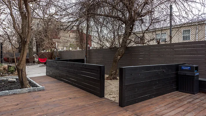 Rented by Nooklyn NYC LLC | media 19