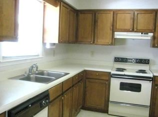 520 Wentworth St, Mauldin, SC 29662