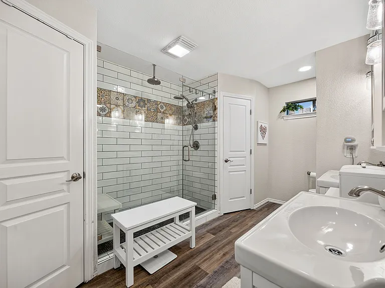 3040 Panhandle Dr — Photo 17