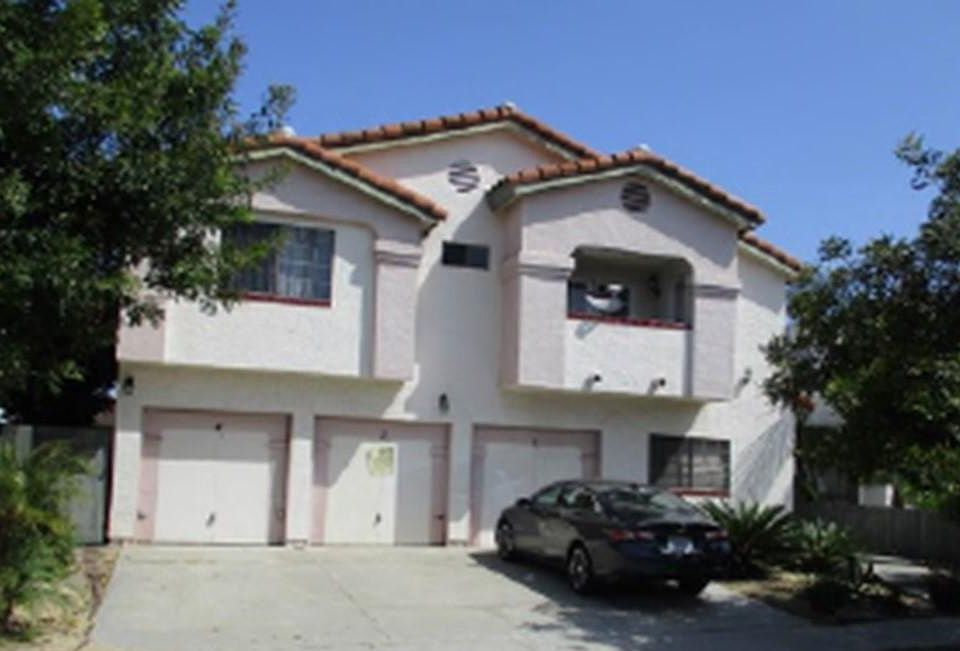 1st image of 1234 Robinson Ave #3