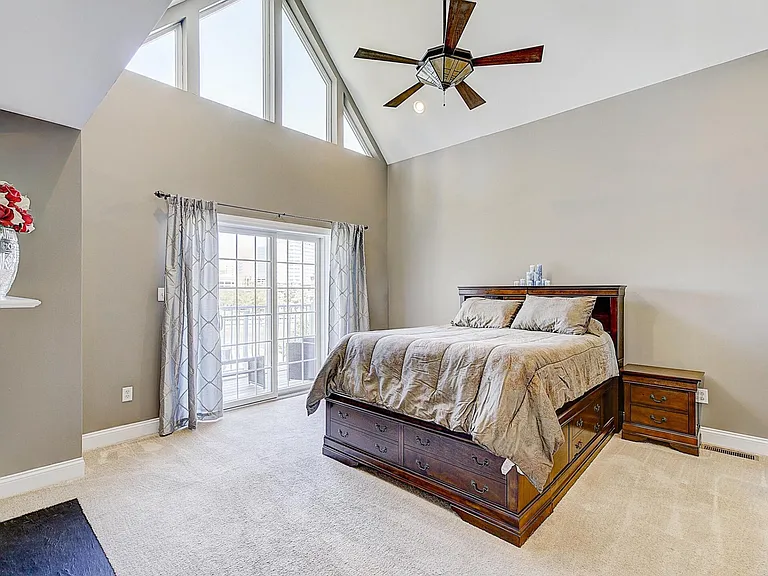 153 Christina Landing Dr — Photo 4