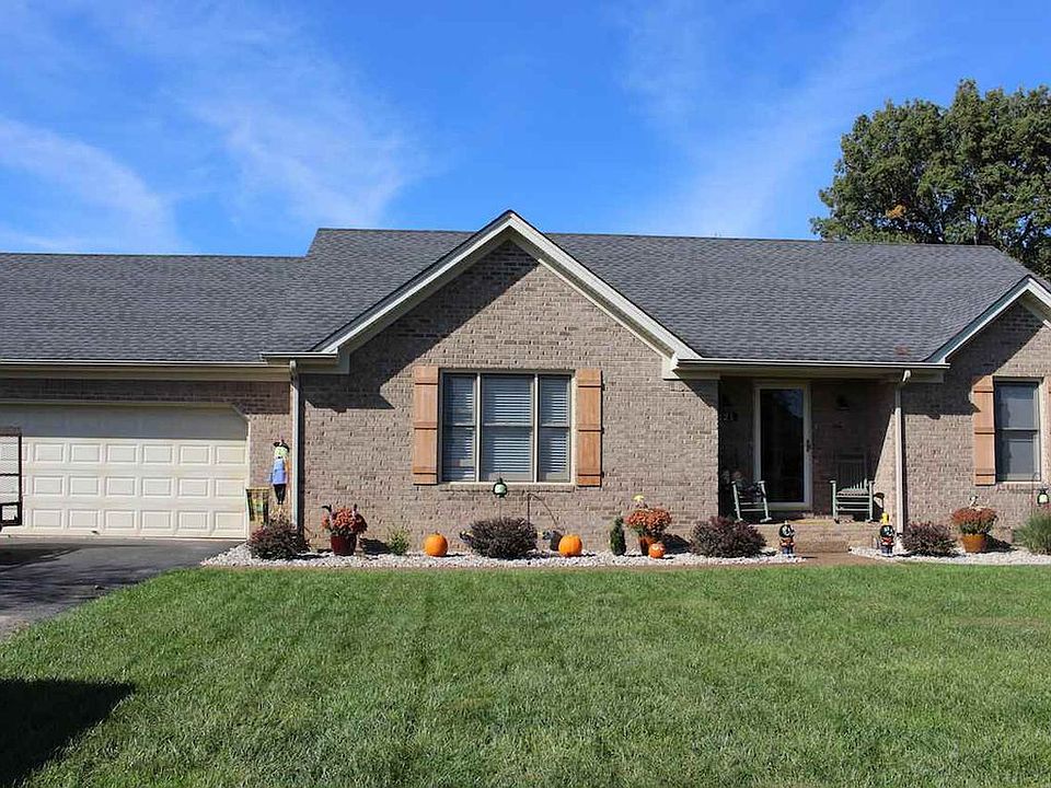 1st image of 221 Sugar Mill Dr