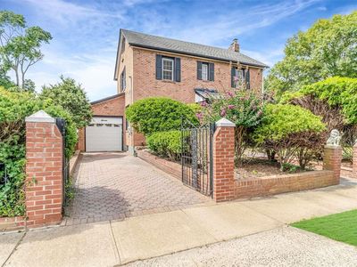 7 Lincoln Road, West Hempstead, NY, 11552