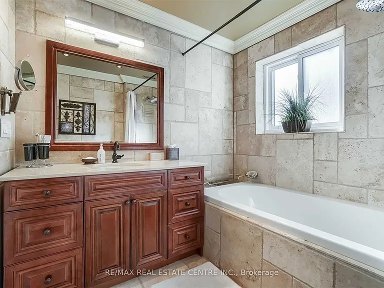 41 Clearside Pl — Photo 29