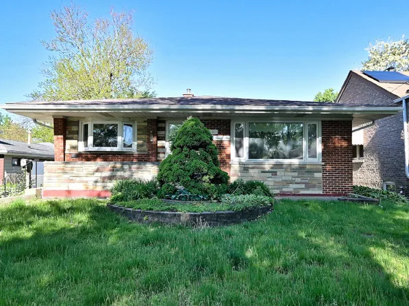 4226 Grove Ave, Berwyn, IL 60402