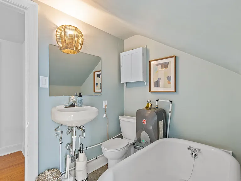 18694 Oak Dr — Photo 37