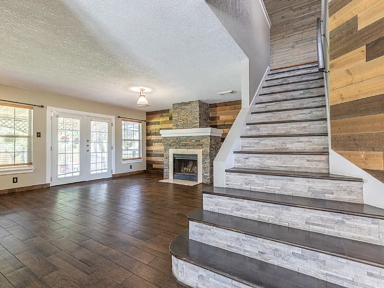 5702 Sunrise Laurel — Photo 7
