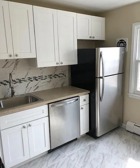 Woodbridge Apartments — Photo 2