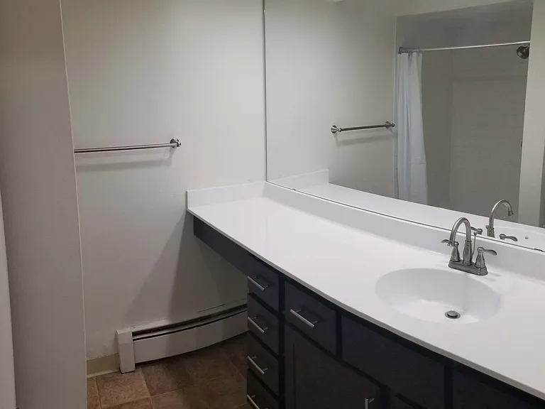 Lexington Hills Apartments — Photo 51