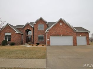 1605 Gingoteague Way, Pekin, IL