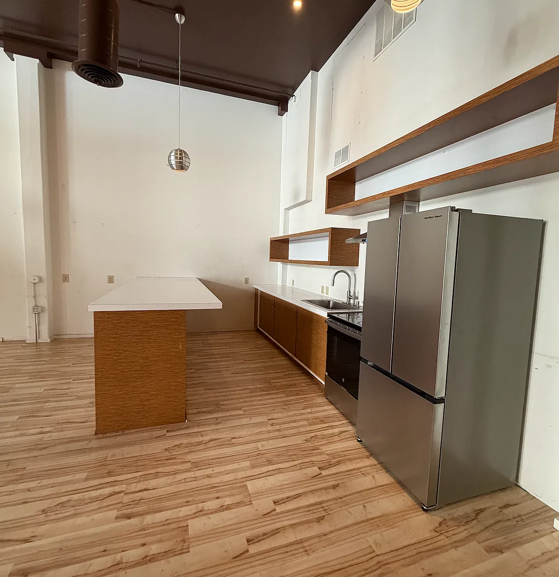 3 bed, 1780 sqft, $2,200 — Photo 4