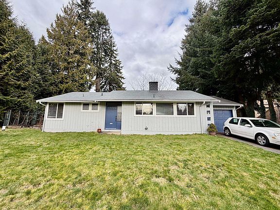 2nd image of 1876 Beaulynn Pl