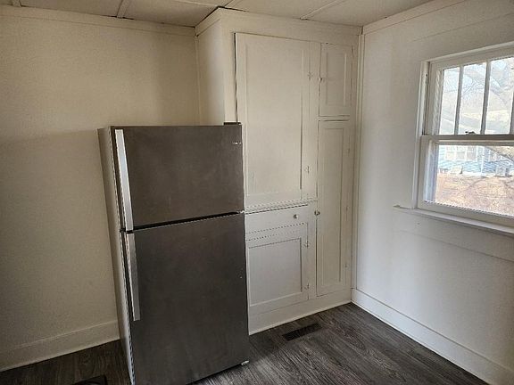 3rd image of 214 W Harrison Ave #0