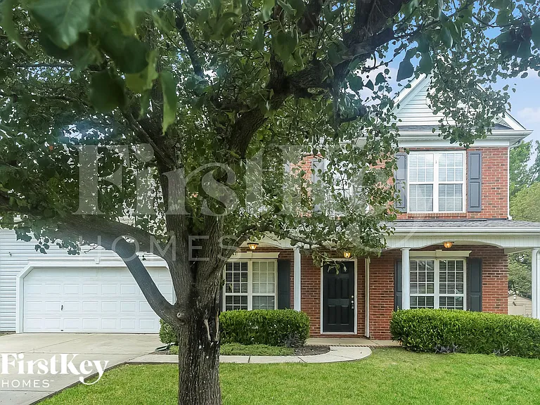 1014 Enderbury Dr — Photo 3