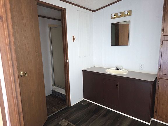 4th image of 2241 Turnberry Rd