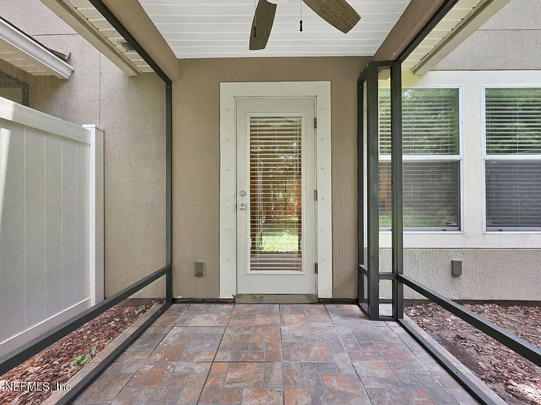 452 Walnut Dr — Photo 29