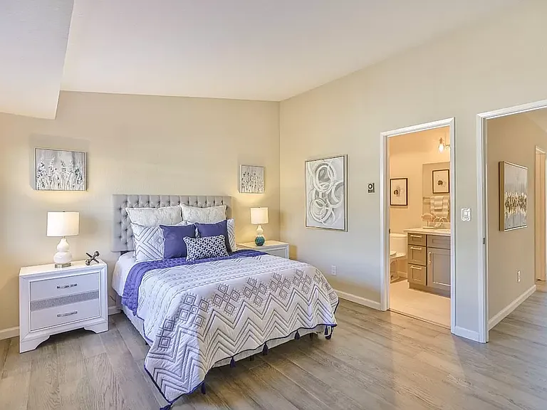 6949 Chantel Ct — Photo 7