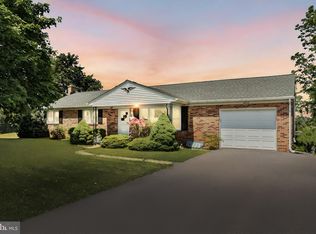 4253 Walters Hatchery Rd, York, PA 17408