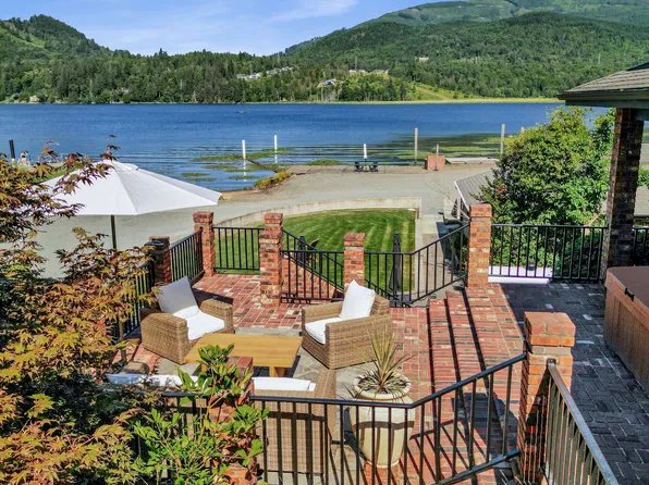 12951 S Front St, Mount Vernon, WA 98273