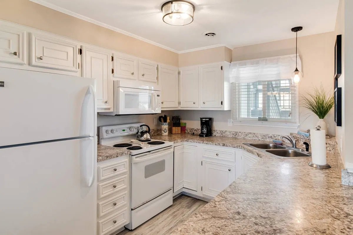 2 bed, 912 sqft, $1,680 — Photo 4