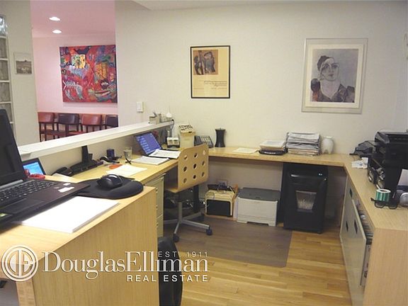 3rd image of 20 Park Ave APT 1A