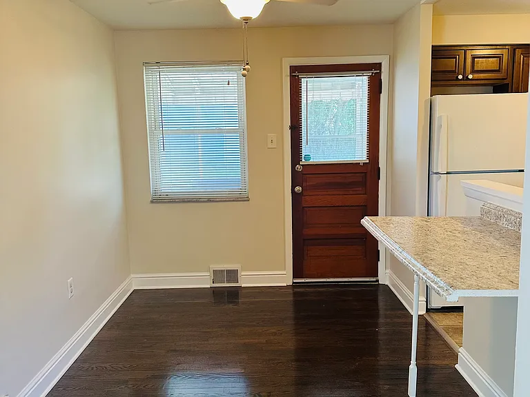 46 N Emily St #46 — Photo 4